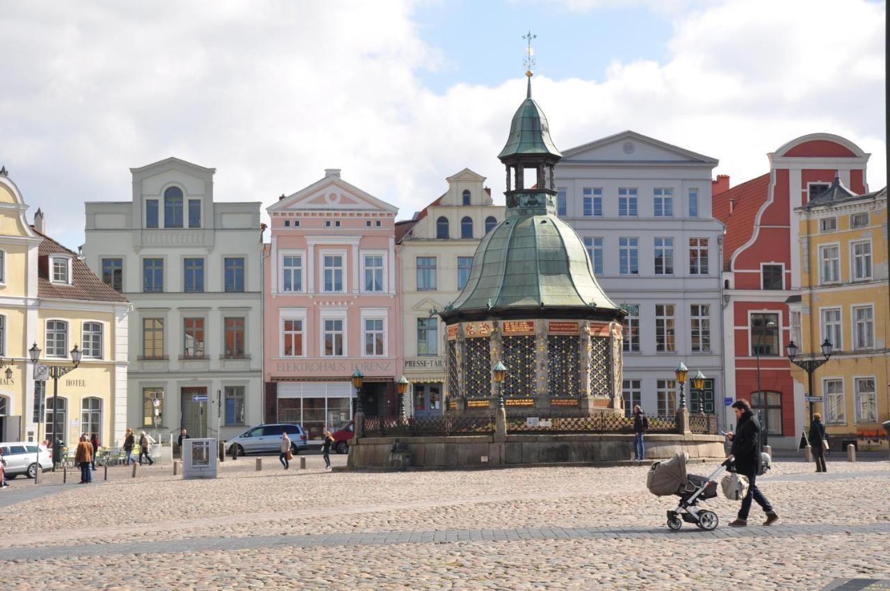 Emilias Hues, Reethaus In Der Bucht Von Wismar Циров Екстериор снимка